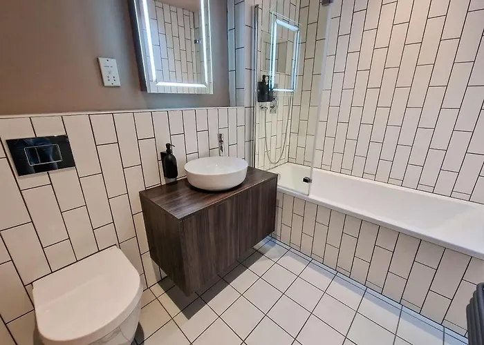 Stunning By Superhost *