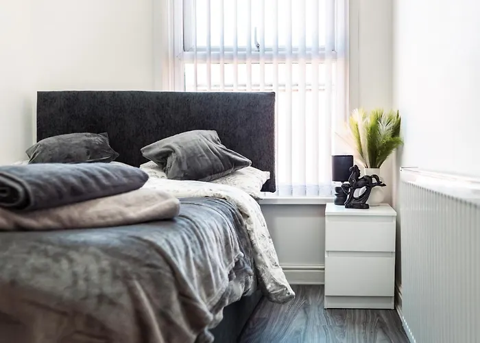 Etihad, Coop Live, Old Trafford With Free Parking *