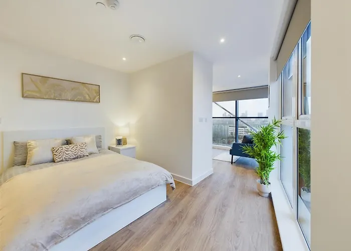 Stylish Type In Cheltenham Manchester