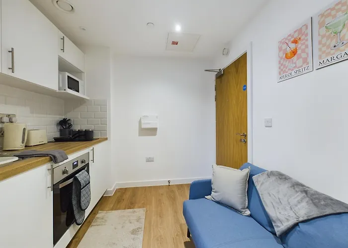 Charming Type In Cheltenham * Mánchester