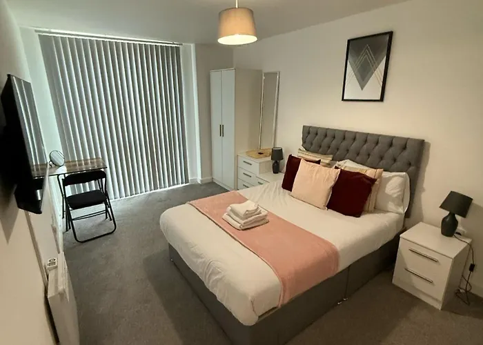 Escape To Modern 2br In Centre! Daire *