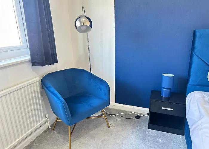 Pool&tennis Table - Up To 40 Percent Off Old Trafford 3 Bed