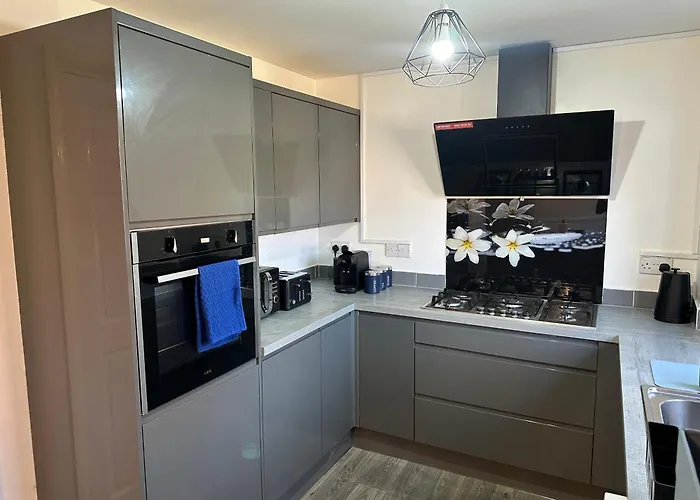 Σπίτι διακοπών Pool&tennis Table - Up To 40 Percent Off Old Trafford 3 Bed