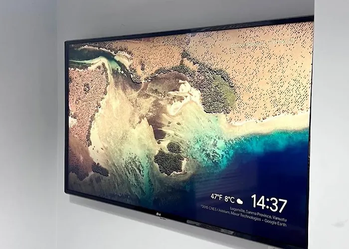 Luxury Spacious 4 Bedroom House - Free Parking - 5 Mins From Centre Manchester