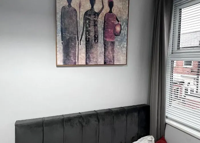 Luxury Spacious 4 Bedroom House - Free Parking - 5 Mins From Centre Lejlighed Manchester