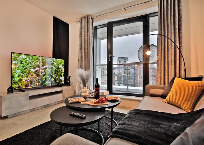 - 2-bed - Sleeps 4 - Wifi Lägenhet