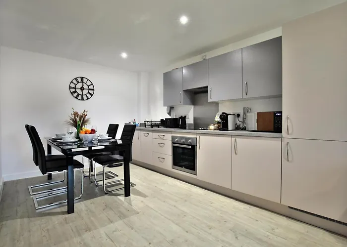 - 2-bed - Sleeps 4 - Wifi Apartamento Manchester