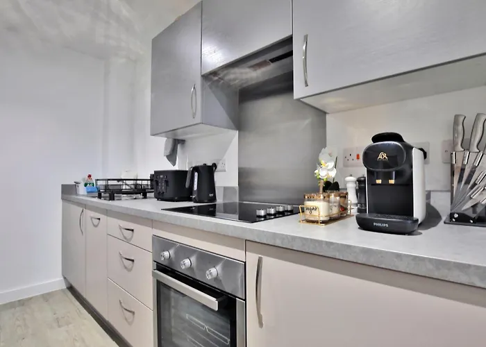 - 2-bed - Sleeps 4 - Wifi Lägenhet