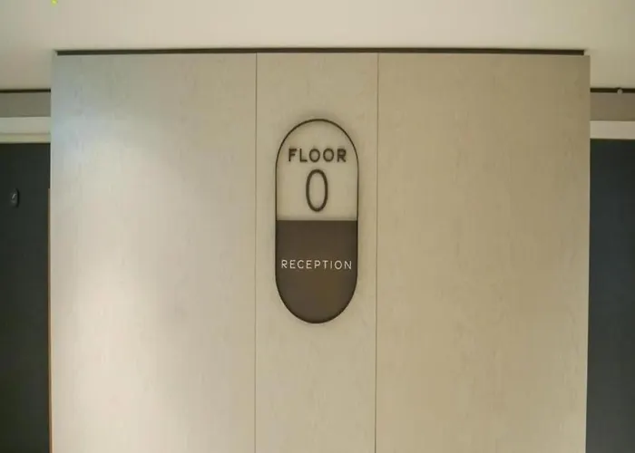 Skyline By The Heim 아파트 *