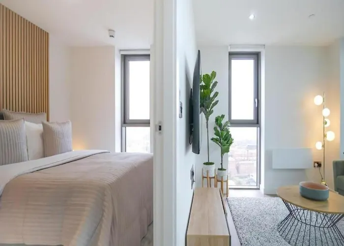 Skyline By The Heim 아파트