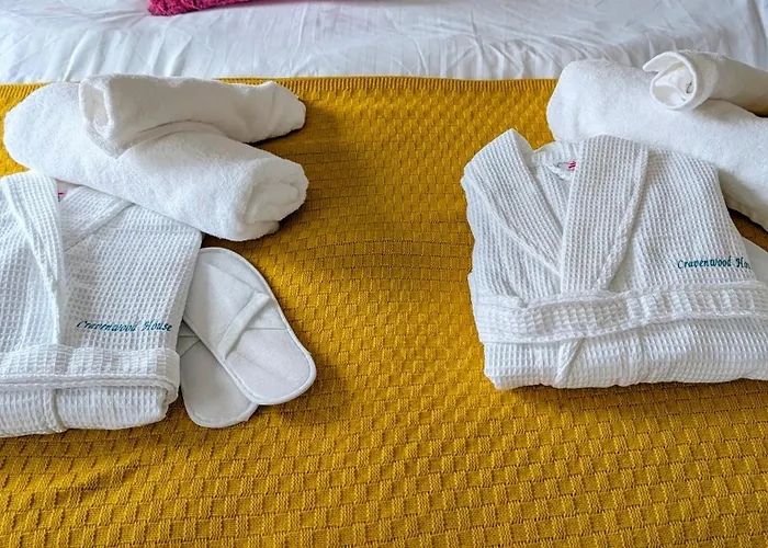 Charming Townhome Retreat, Close To Dom wakacyjny Manchester