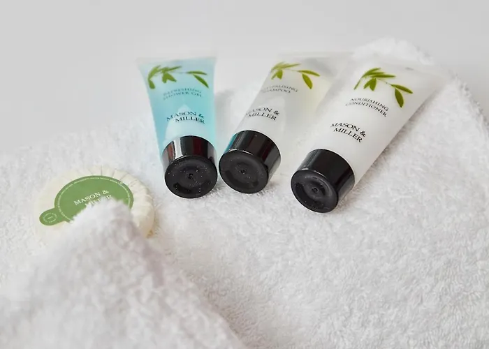 아파트 Spacious Apartment, Free Parking, Near Centre By Hass Haus