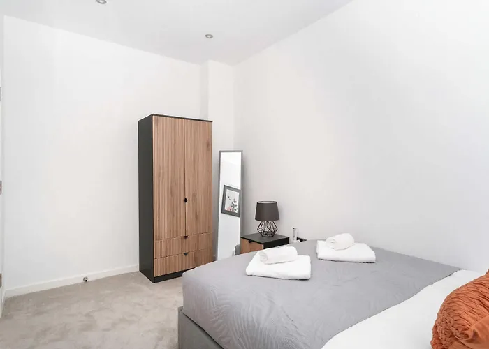 Fabulous 2bed Close To Etihad *