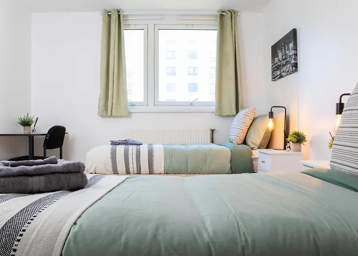 Cozy Next To Ao Arena With Free Parking Apartmán *