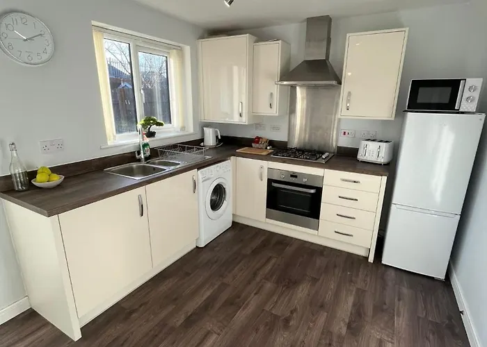 Modern 3 Bed Semi-detached 펜션 *