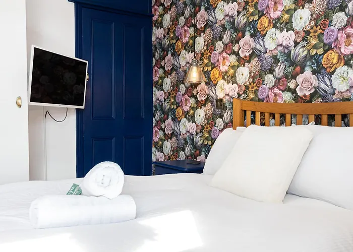 Winslow House- Close To Coop Etihad & Free Parking