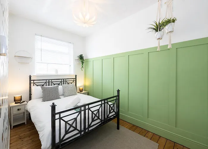 Winslow House- Close To Coop Etihad & Free Parking 맨체스터