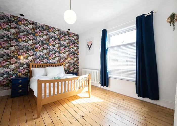 펜션 Winslow House- Close To Coop Etihad & Free Parking 맨체스터