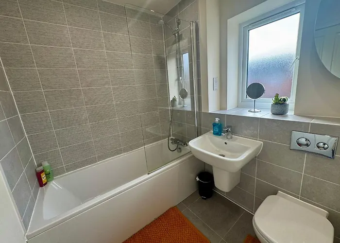 Lapford Luxe - Stylish 3bdr By Etihad And Coop Live