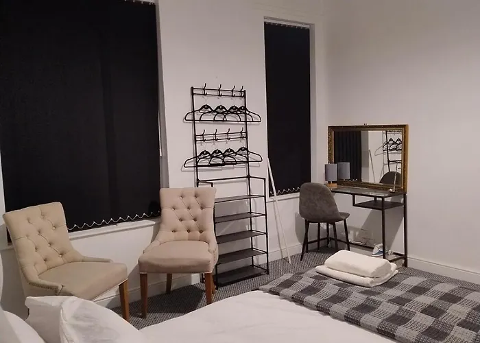 The Russell By Alexandra Park * Manchester