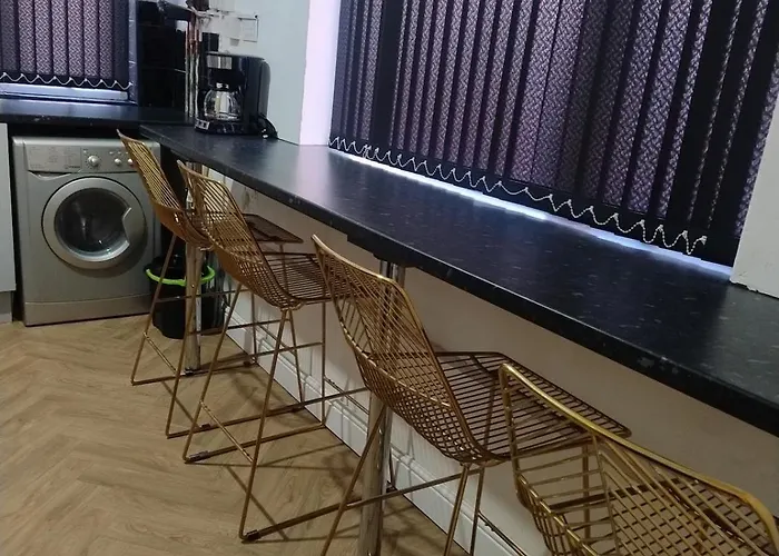 3br Near Alexandra Park And Free Parking בית נופש *