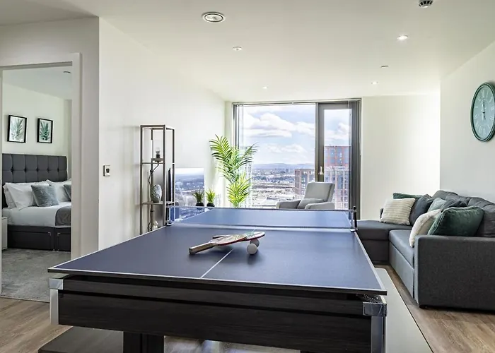 Centre,picadilly , Skyline View *