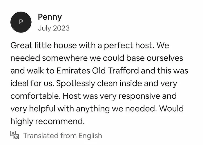 Spacious & Cozy In Salford *