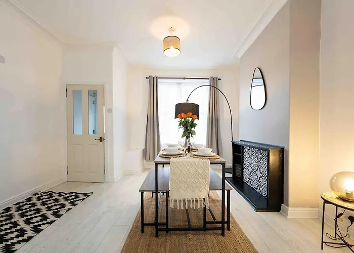 Hébergement de vacances Spacious & Cozy In Salford