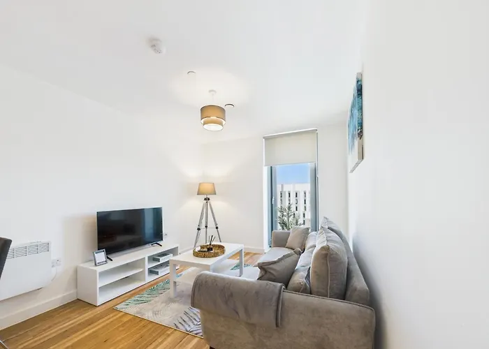 New! 1br In Media