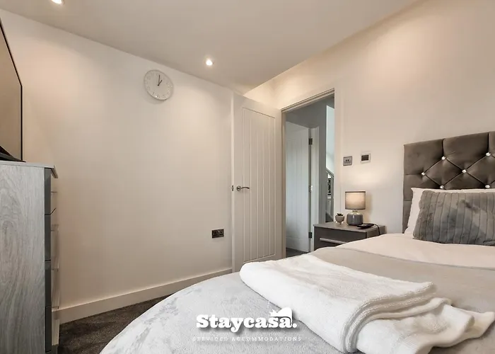 Noor Garden Co-living - Private Self-cater 맨체스터