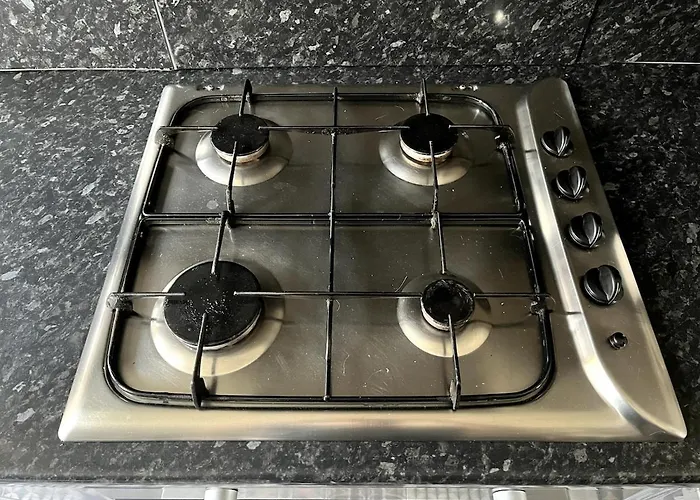 Double - Town & Nearby, 24h Bus, Airport-linked * 맨체스터