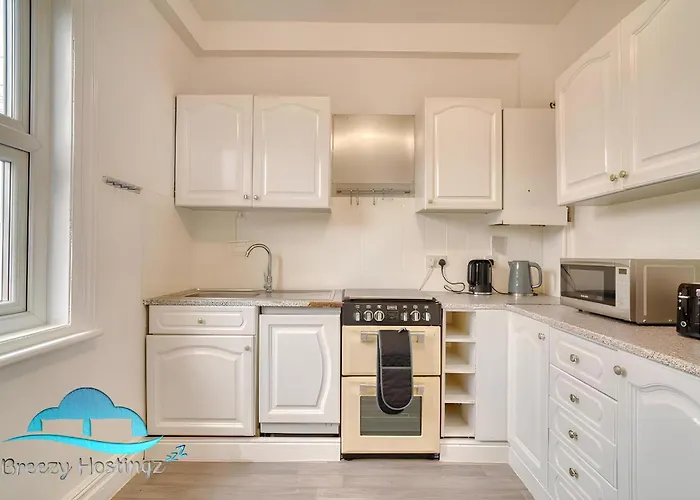 Charming Near Old Trafford 맨체스터