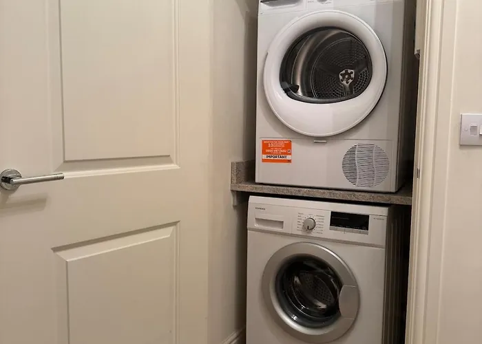 Apartamento Large 3 Bed - Coop Live -free Parking *