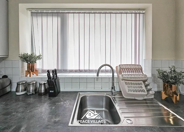 Ashton Co-living - Private Self-cater