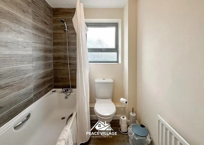 Ashton Co-living - Private Self-cater 맨체스터