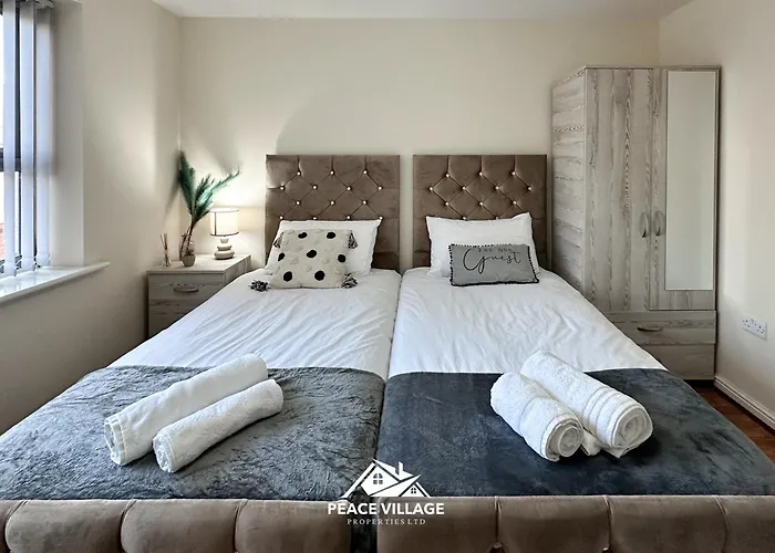 Ashton Co-living - Private Self-cater Дом отдыха *