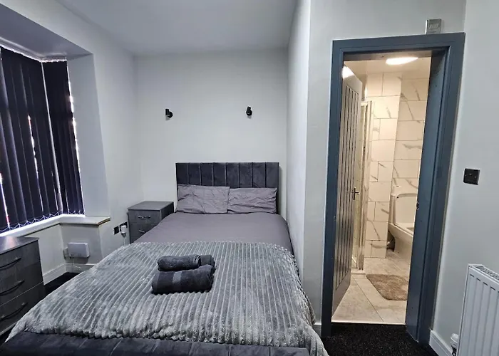 Beresford Co-living - Private Self-cater 펜션