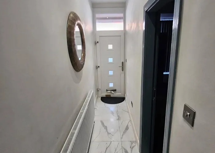 Beresford Co-living - Private Self-cater