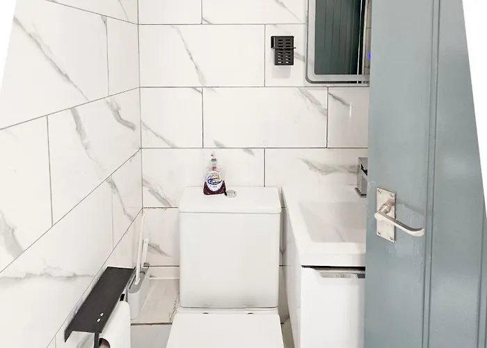 Beresford Co-living - Private Self-cater *