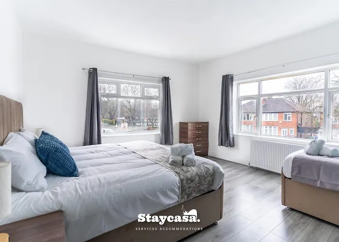 Mauldeth Co-living - Private Self-cater Manchester