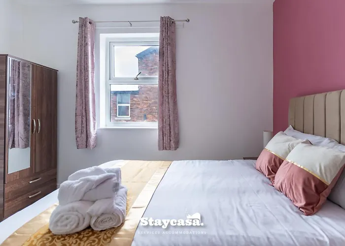 Mauldeth Co-living - Private Self-cater Manchester