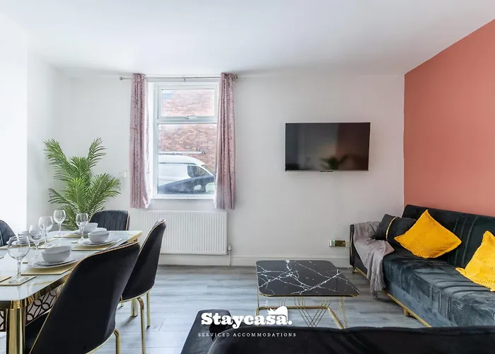 Mauldeth Co-living - Private Self-cater Сasa de vacaciones