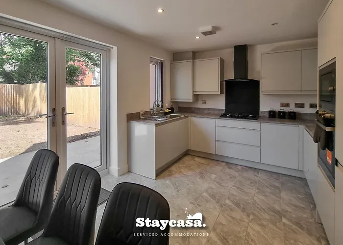 Tatil Evi Harmony Living Modern New Build With Parking Manchester