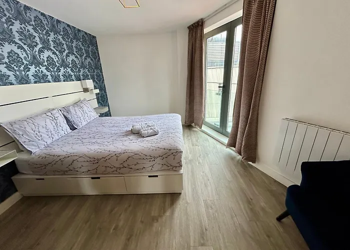 Apartmán Centre, Floor Apartment, Two Balconies