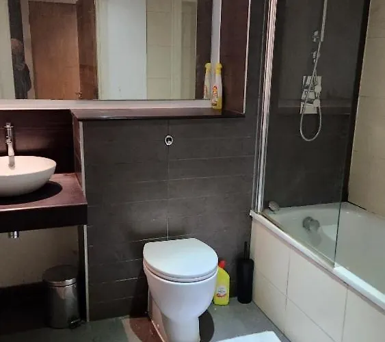 Flat With Panoramic Views On Tenth Floor * מנצ'סטר