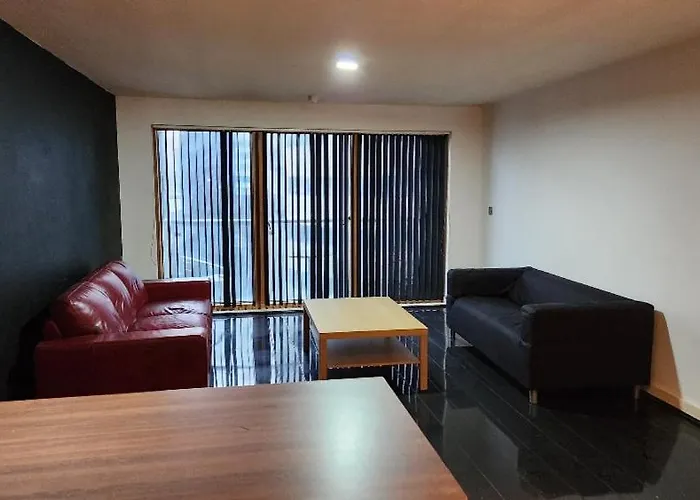 Flat With Panoramic Views On Tenth Floor