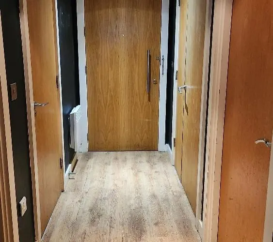 Flat With Panoramic Views On Tenth Floor