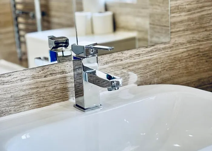 Luxury 5br With Access Apartament