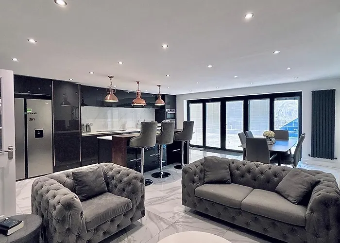 Luxury 5br With Access Apartament *