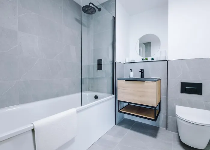 Modern In Old Trafford, Balcony, Sleeps6 * Μάντσεστερ